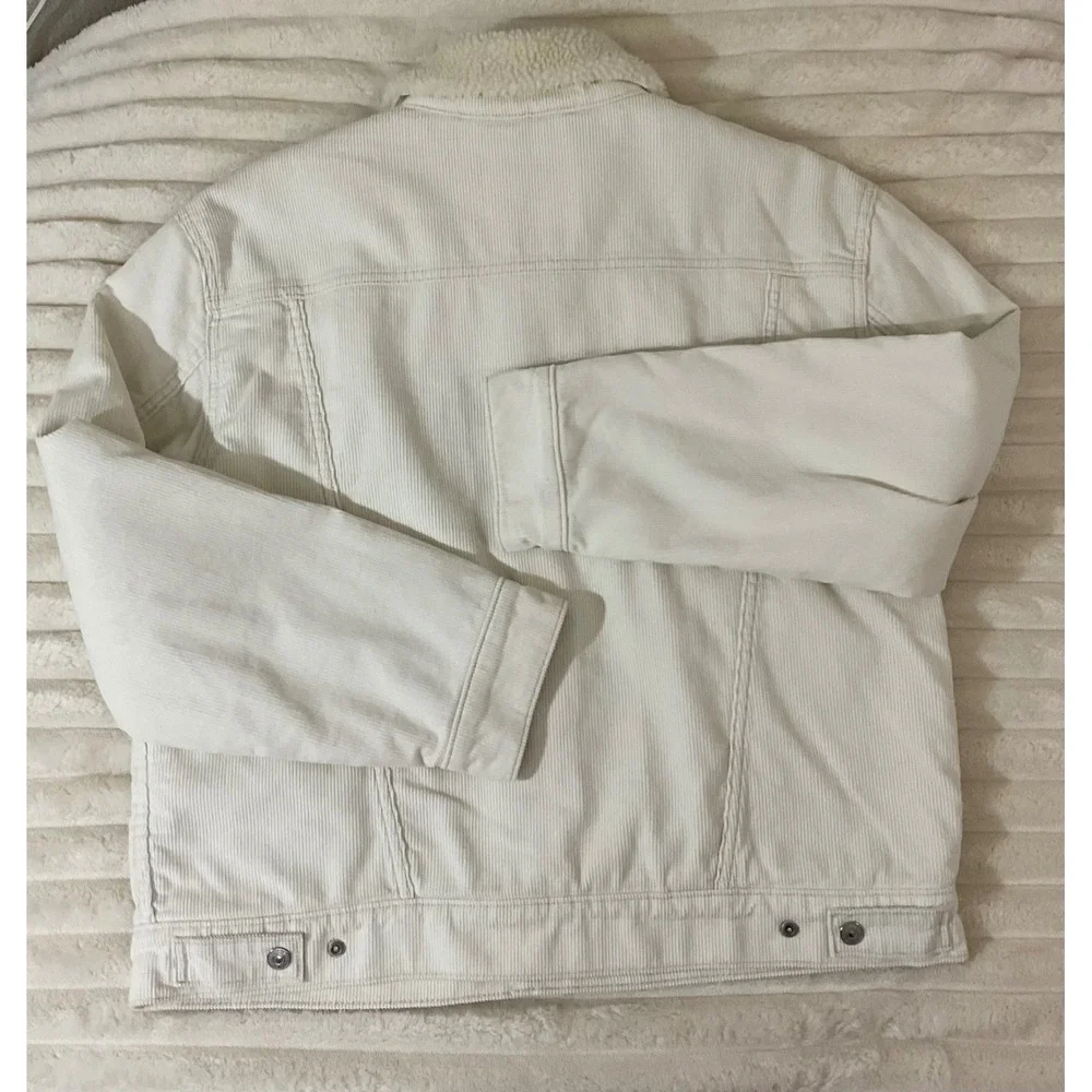 Levis levi type